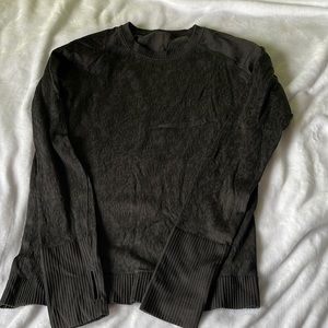 Lululemon long sleeve shirt.